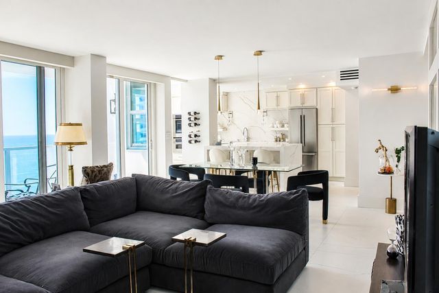 4300 N OCEAN Boulevard 15D, Fort Lauderdale, FL 33308