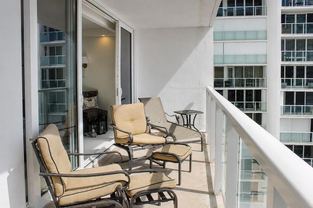 4300 N OCEAN Boulevard 15D, Fort Lauderdale, FL 33308