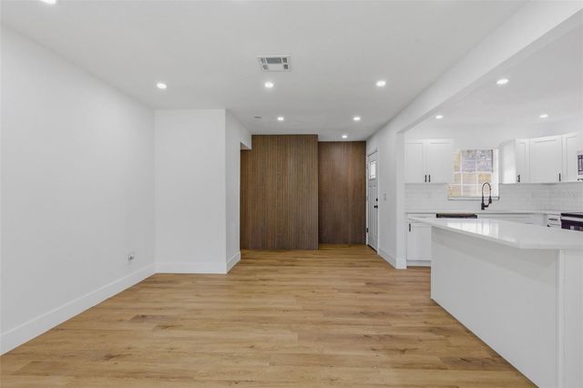 10906 N 28TH STREET, Tampa, FL 33612