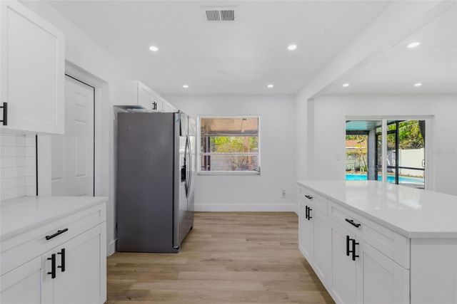 10906 N 28TH STREET, Tampa, FL 33612