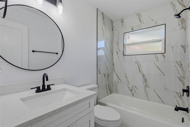 10906 N 28TH STREET, Tampa, FL 33612