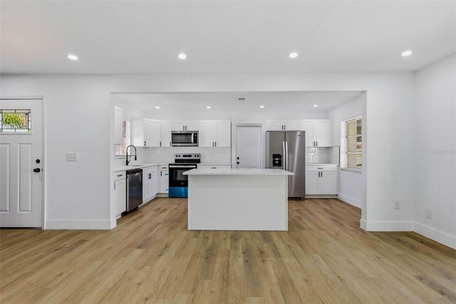 10906 N 28TH STREET, Tampa, FL 33612