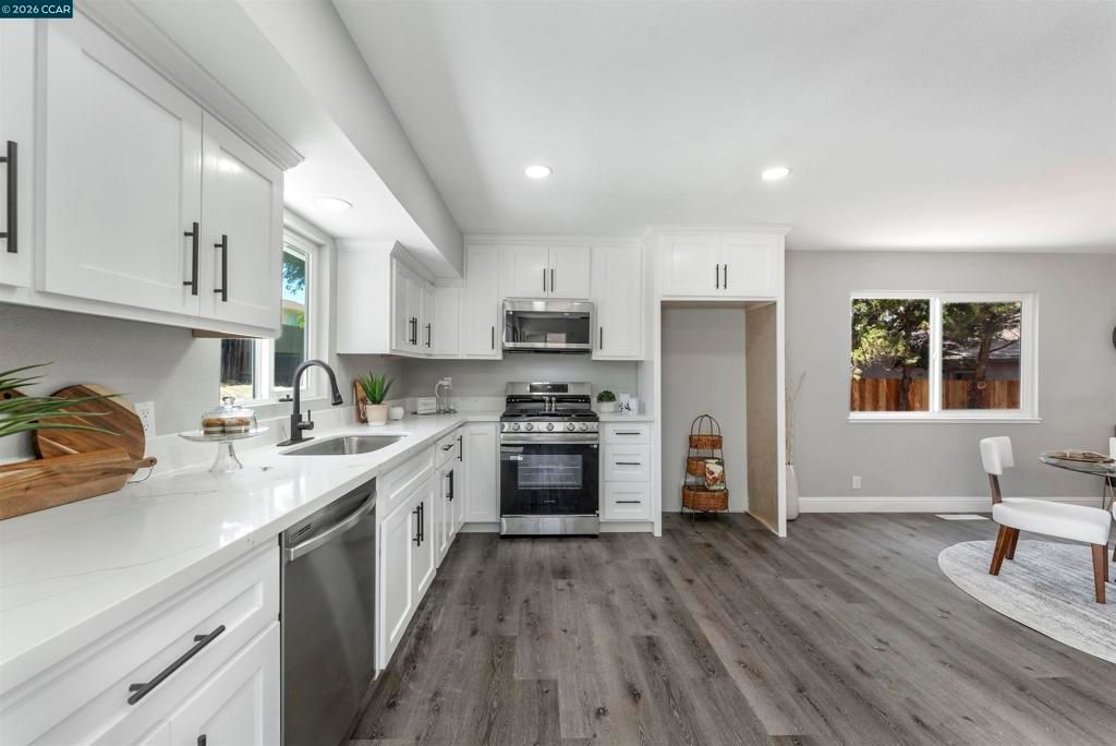 Image 10 of property listing at 1029 Doncaster Dr, Antioch, CA 94509
