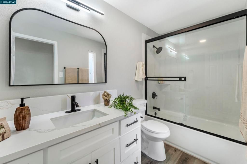Image 21 of property listing at 1029 Doncaster Dr, Antioch, CA 94509