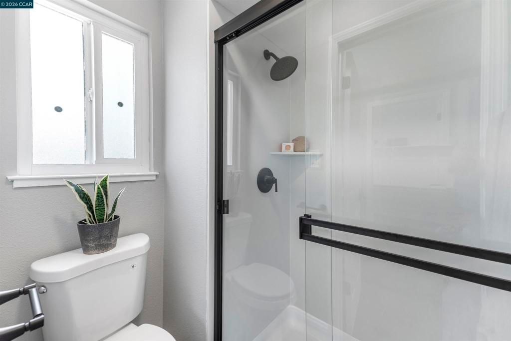 Image 26 of property listing at 1029 Doncaster Dr, Antioch, CA 94509