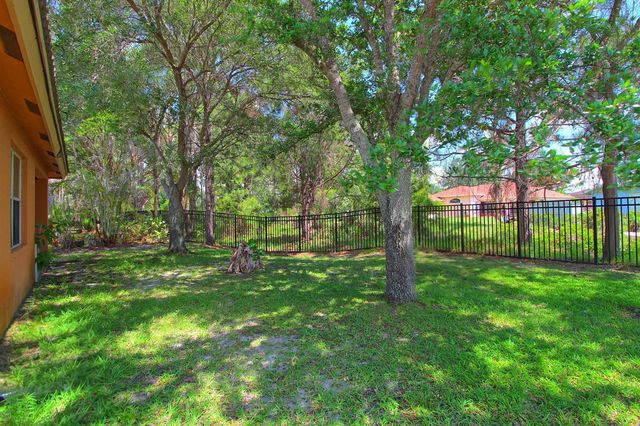 1796 SW Jamesport Drive, Port St. Lucie, FL 34953