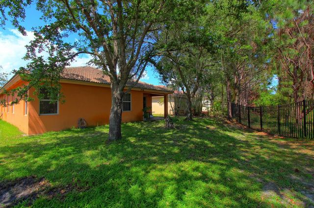 1796 SW Jamesport Drive, Port St. Lucie, FL 34953