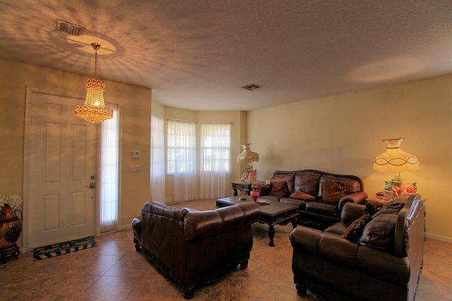 1796 SW Jamesport Drive, Port St. Lucie, FL 34953