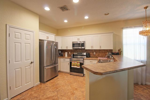 1796 SW Jamesport Drive, Port St. Lucie, FL 34953