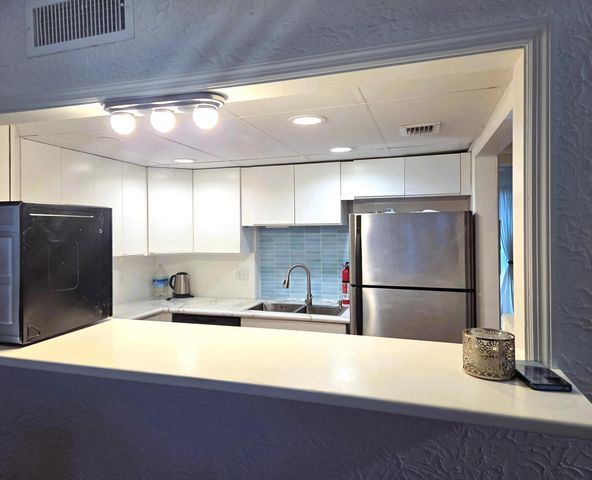 3156 N Pine Island Road 908, Sunrise, FL 33351