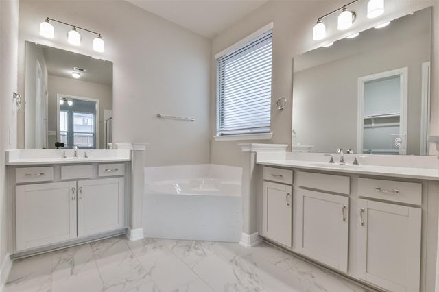 27124 Regal Scott Drive, Magnolia, TX 77354