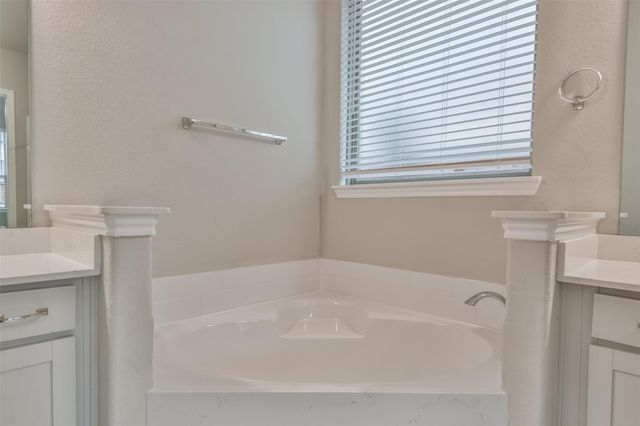 27124 Regal Scott Drive, Magnolia, TX 77354