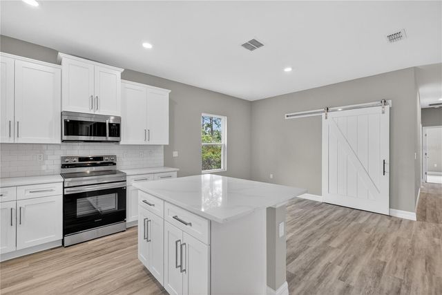 30165 W BLUEBELL AVENUE, Eustis, FL 32736