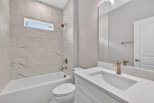 30165 W BLUEBELL AVENUE, Eustis, FL 32736