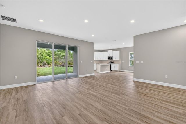 30165 W BLUEBELL AVENUE, Eustis, FL 32736