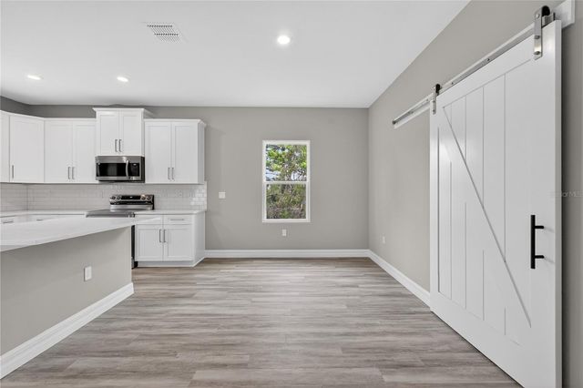 30165 W BLUEBELL AVENUE, Eustis, FL 32736
