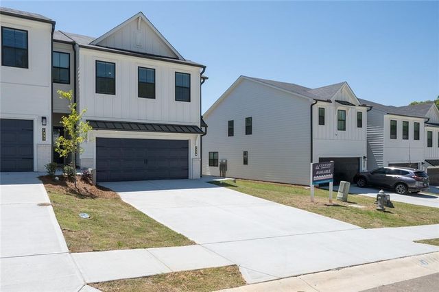 7328 Mulberry Trace Lane, Hoschton, GA 30548