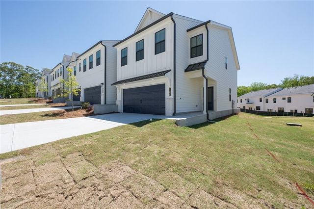 7328 Mulberry Trace Lane, Hoschton, GA 30548