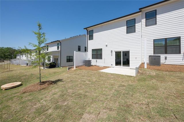 7328 Mulberry Trace Lane, Hoschton, GA 30548