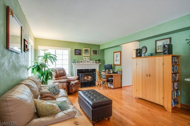 12 MANSFIELD WAY, Jefferson Twp., NJ 07438