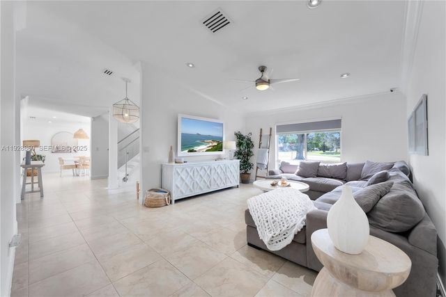 15151 SW 164th Ter, Miami, FL 33187