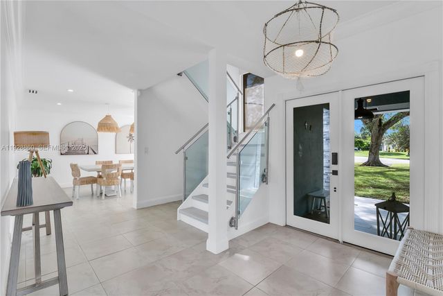 15151 SW 164th Ter, Miami, FL 33187