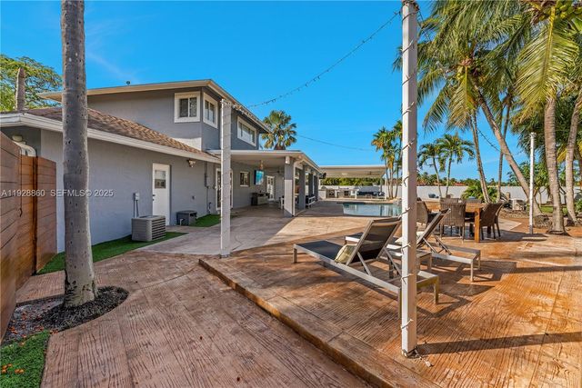 15151 SW 164th Ter, Miami, FL 33187