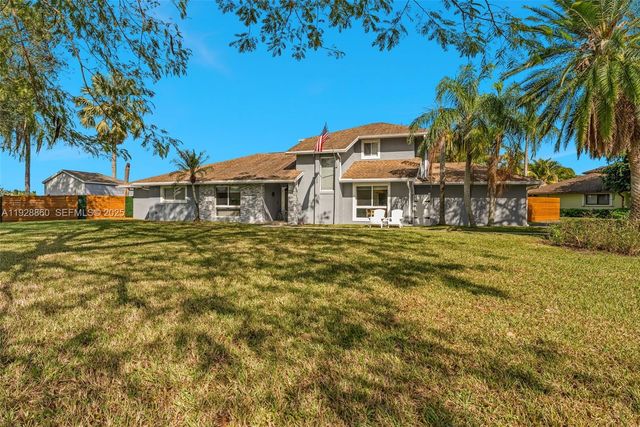 15151 SW 164th Ter, Miami, FL 33187