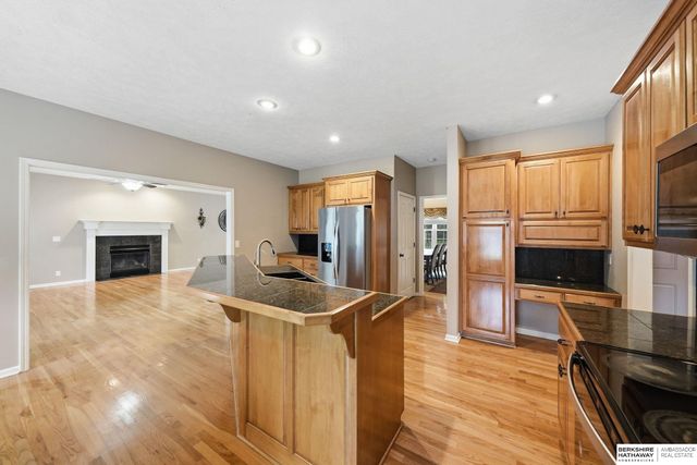 8333 Katrina Lane, Lincoln, NE 68512
