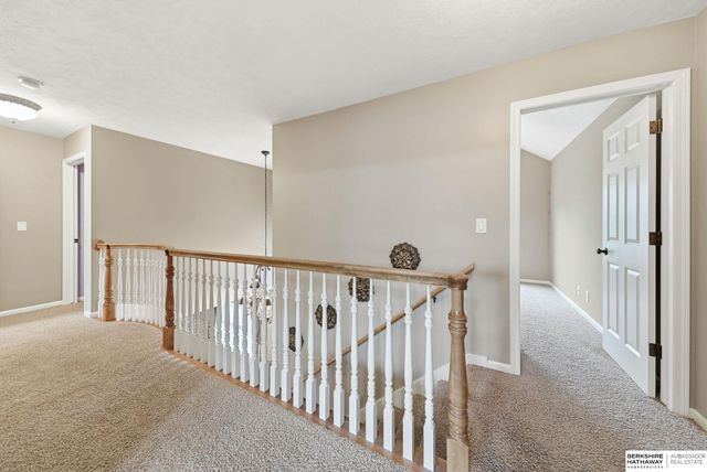 8333 Katrina Lane, Lincoln, NE 68512