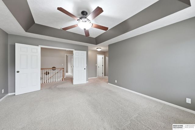 8333 Katrina Lane, Lincoln, NE 68512
