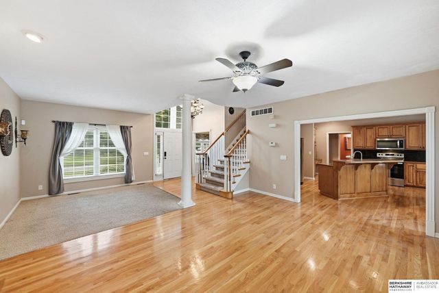 8333 Katrina Lane, Lincoln, NE 68512