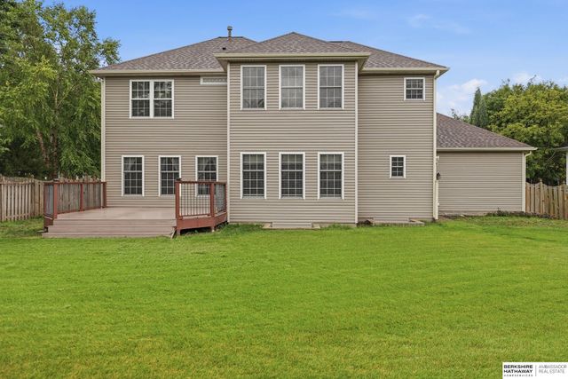 8333 Katrina Lane, Lincoln, NE 68512