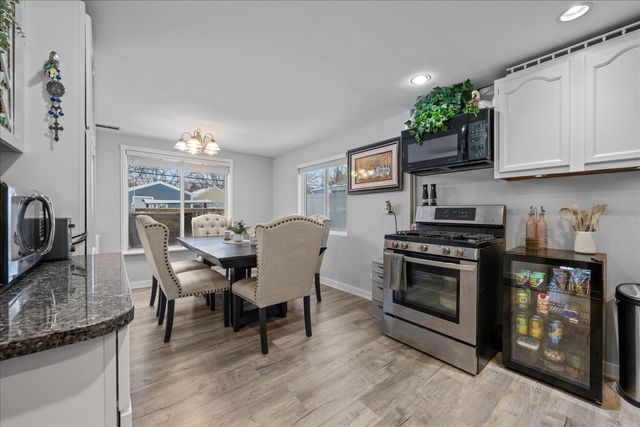 207 Second Street, Elgin, IL 60123