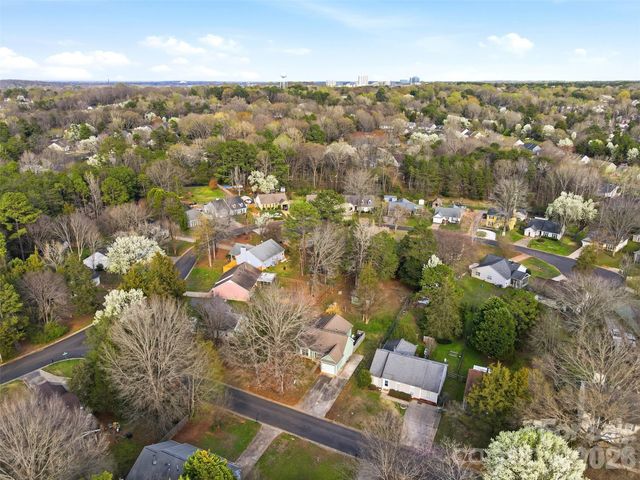 12615 Delman Lane, Pineville, NC 28134