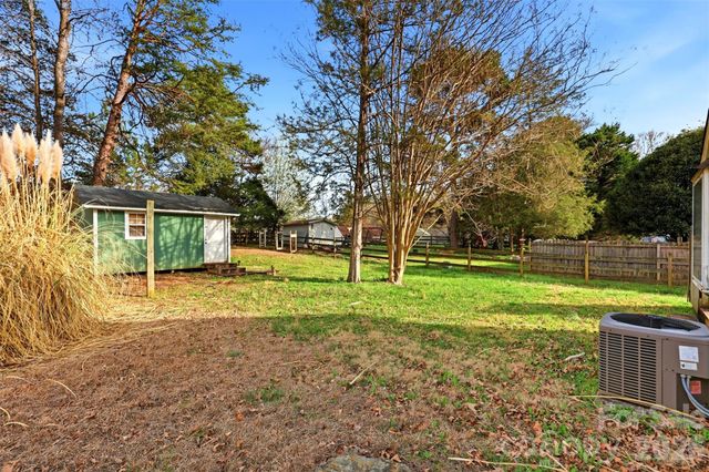 12615 Delman Lane, Pineville, NC 28134