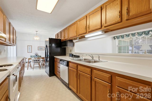 12615 Delman Lane, Pineville, NC 28134