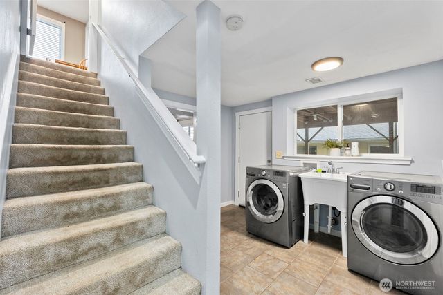 7642 S Thompson Avenue, Tacoma, WA 98408