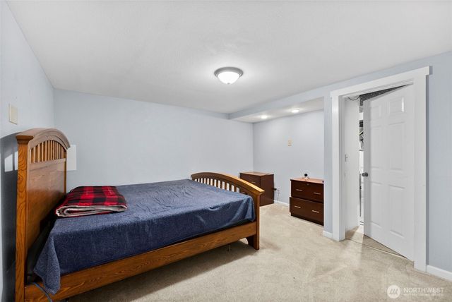 7642 S Thompson Avenue, Tacoma, WA 98408