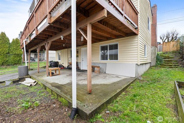 7642 S Thompson Avenue, Tacoma, WA 98408