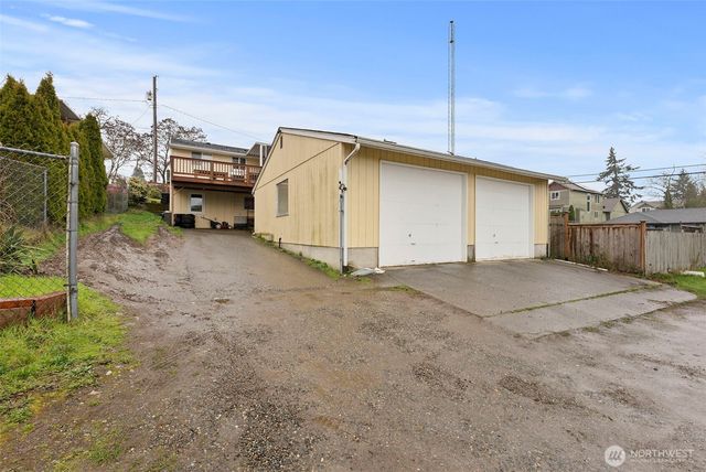 7642 S Thompson Avenue, Tacoma, WA 98408