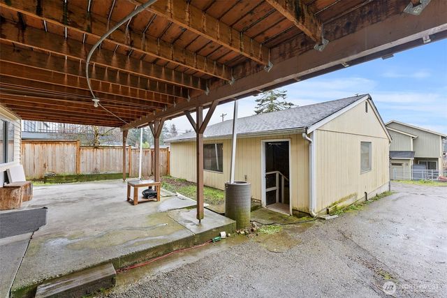 7642 S Thompson Avenue, Tacoma, WA 98408