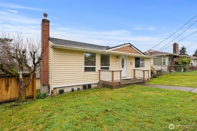 7642 S Thompson Avenue, Tacoma, WA 98408