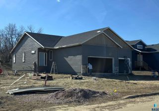 5601 W Cushman St Street, Sioux Falls, SD 57107