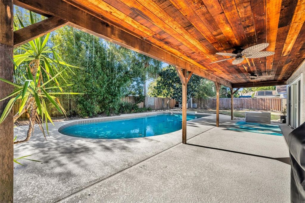 Image 5 of property listing at 111 DELLWOOD DRIVE, Longwood, FL 32750