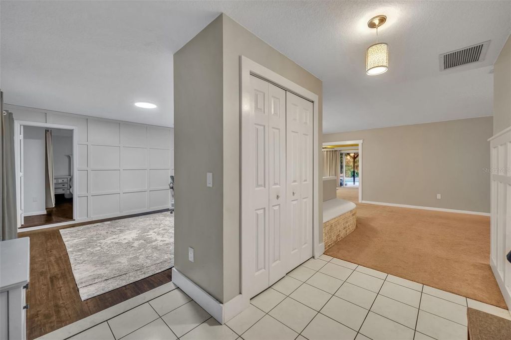 Image 7 of property listing at 111 DELLWOOD DRIVE, Longwood, FL 32750