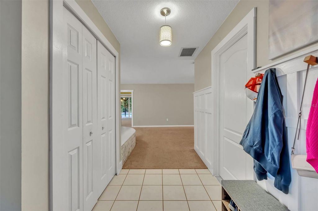 Image 8 of property listing at 111 DELLWOOD DRIVE, Longwood, FL 32750