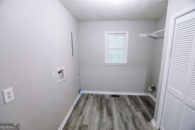 2447 Martin Mill Road, Newnan, GA 30263