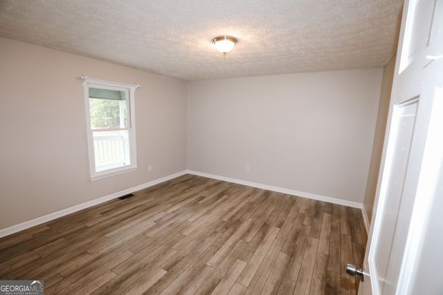 2447 Martin Mill Road, Newnan, GA 30263