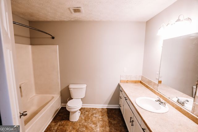 2447 Martin Mill Road, Newnan, GA 30263